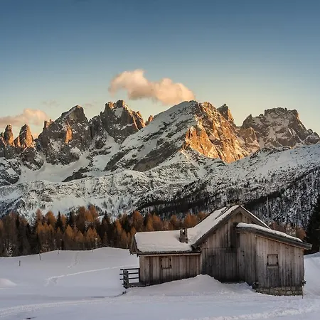 Monzoni - 4* Passo San Pellegrino