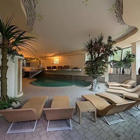 Hotel Monzoni - 4*