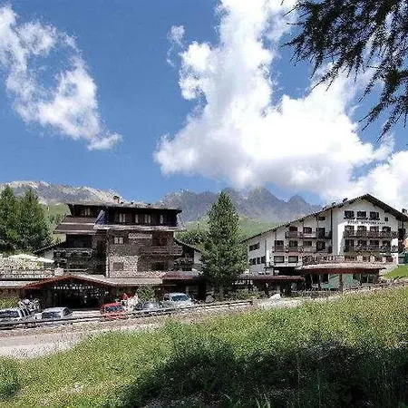 Hotel Monzoni - 4*
