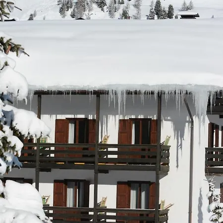 Hotel Monzoni - Passo San Pellegrino