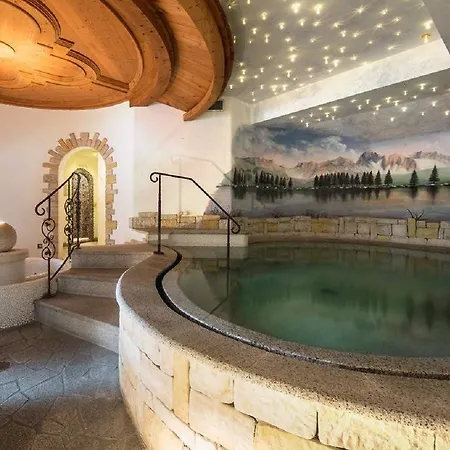 Hotel Monzoni - Passo San Pellegrino